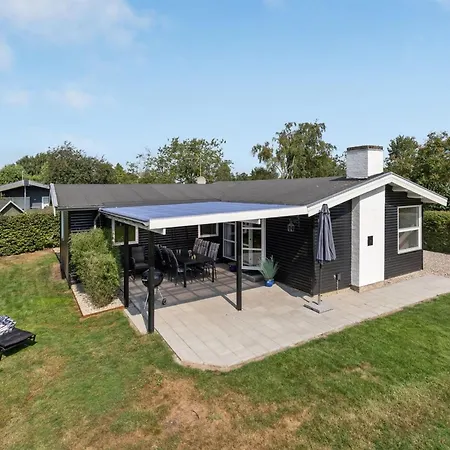 Vakantiehuis Westman - 200m From The Sea By Interhome *