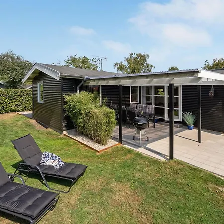 Westman - 200m From The Sea By Interhome Vakantiehuis Nedre Lysabild